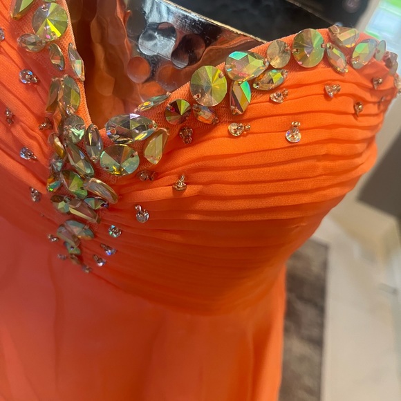Cantaloupe colour ALYSE Paris Boutique party event dress with sparkling stones - Picture 14 of 16